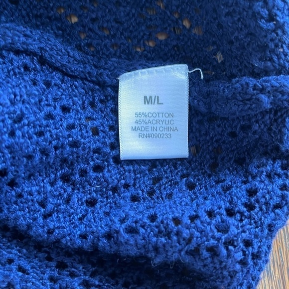 L.A. Hearts Sweater Blue Open Weave Navy Size M/L Long Sleeves Crew Neck - Picture 11 of 14